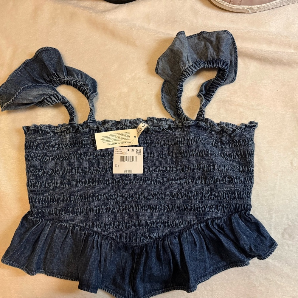 American Eagle Outfitters Blue Smocked Crop Top